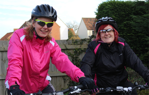 Amber Leathers (left) and Vikki Kirk will be taking part in Women V Cancer Ride the Night, the first women-only night bicycle ride